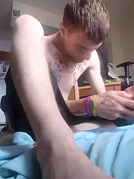 jizzyglizzy92 webcam