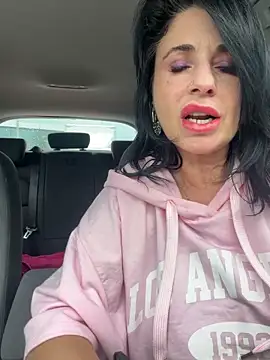 Eva_Pearl