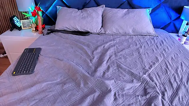Lilit_doll webcam