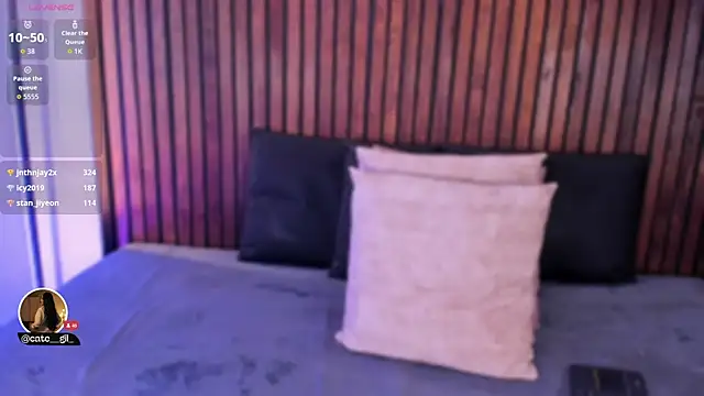 cate_gil webcam