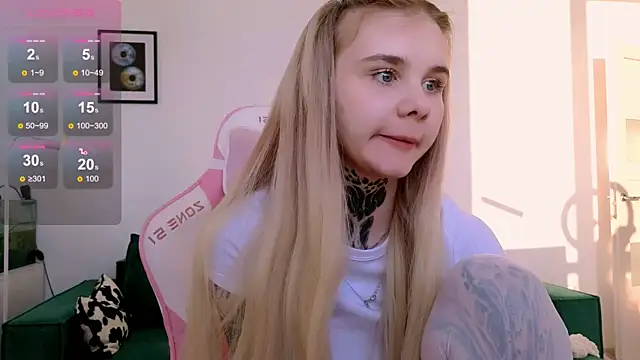 Britney_Lynch webcam