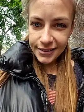 Keli_Jessi webcam