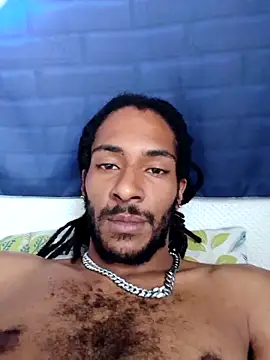 Mikaaa97 webcam