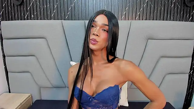 NaomiSteward webcam