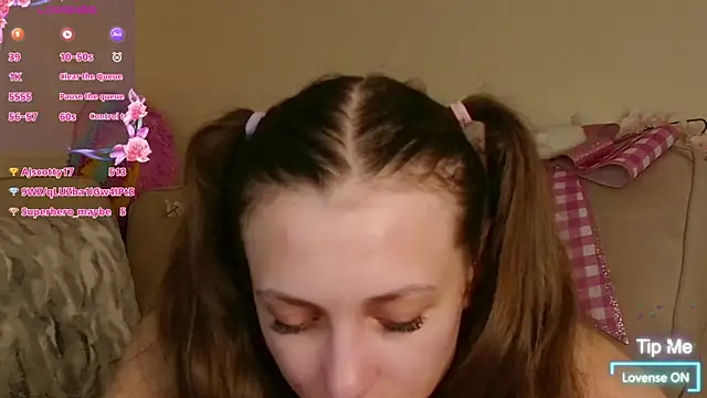 Milky_flexy_cat webcam