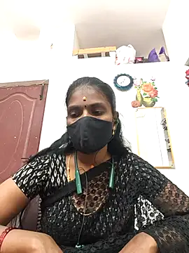 Tamil_Yalini12