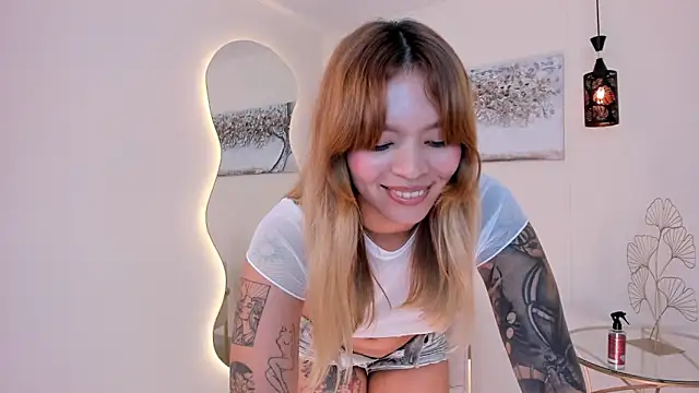 Adria_ross webcam
