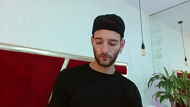 Christopher_saint webcam