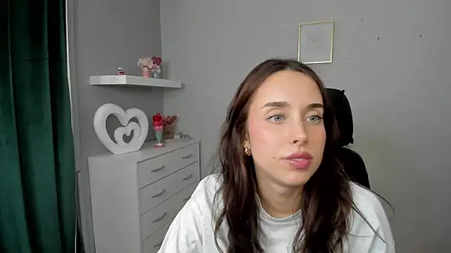 AdeleSolo webcam