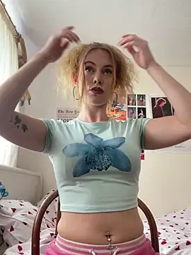 Young_Lizzie webcam