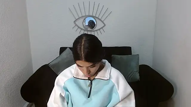 naomyfuckhard webcam