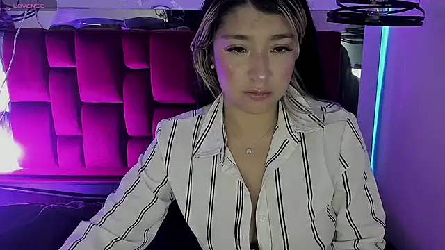 Dahiana_Dmour_