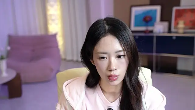 Honeypeach-0112 webcam