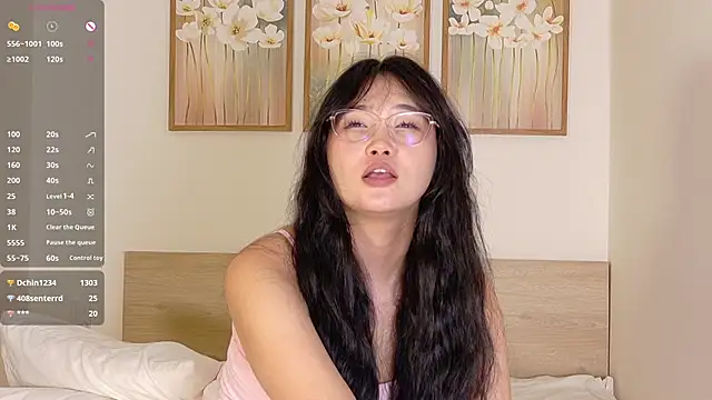 pinkyblooom webcam