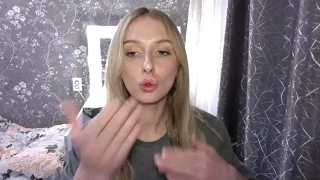 AliceTwinkle webcam
