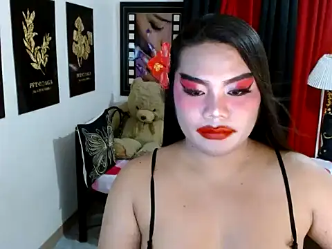 tsbrianahugecock - TSbrianaHugeCock's free webcam - UK Sex Cams