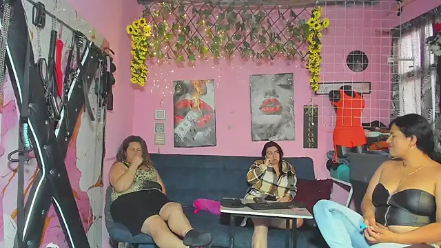 lesbiancuple webcam
