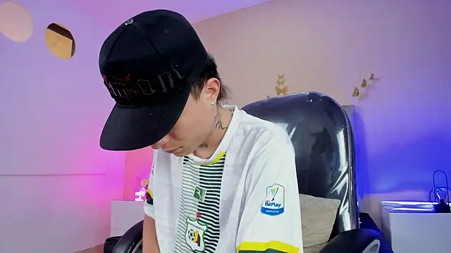Nascary_Fox webcam