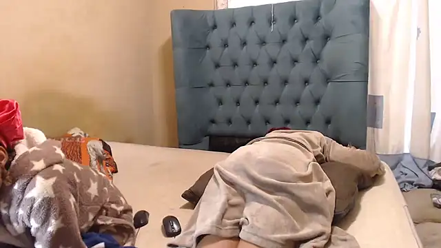 EbonyEssence webcam