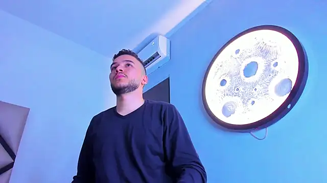 mike_257 webcam