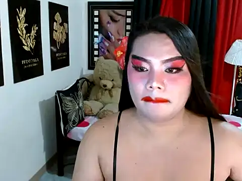 TSbrianaHugeCock webcam