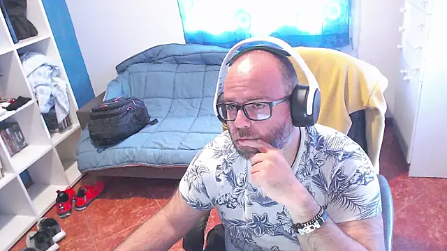 ravingr4d4 webcam