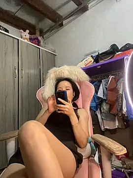 Ivy_Trix2 webcam