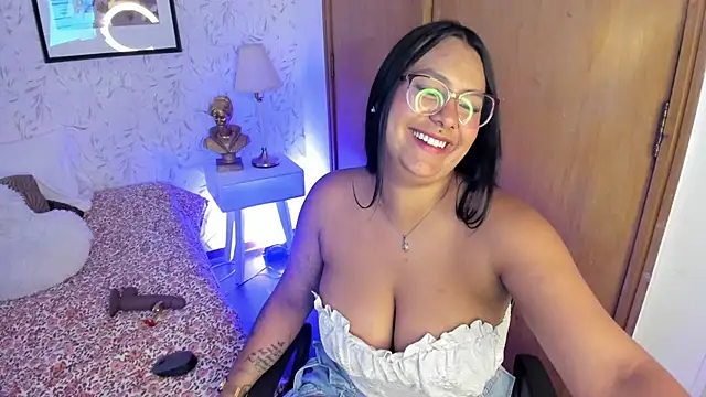 Tammara_Brm webcam