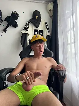 Jackdaniel001_ webcam