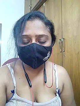 sexynayan23 webcam