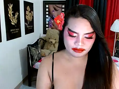 TSbrianaHugeCock webcam