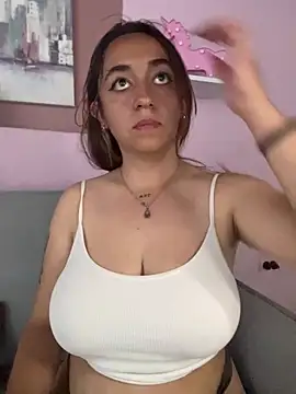 im_luuu - Im_Luuu's free webcam - UK Sex Cams