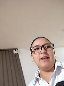 Cute_Penelope webcam