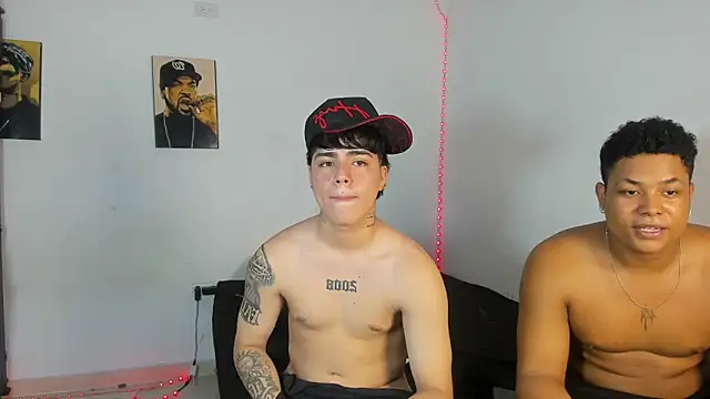just2latins webcam