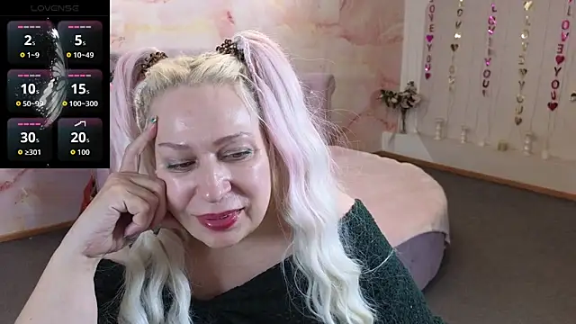 Penelope_Pinky webcam