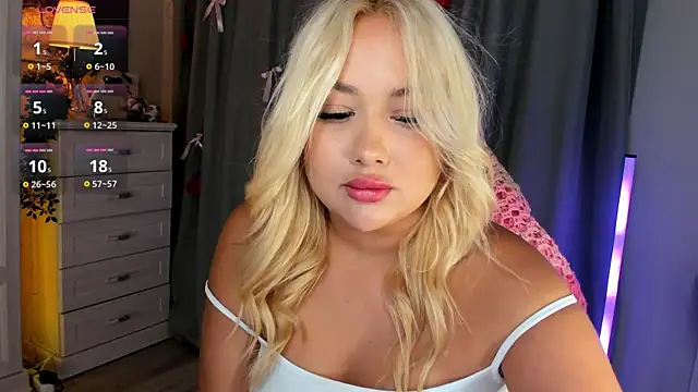 _Loneve__ webcam
