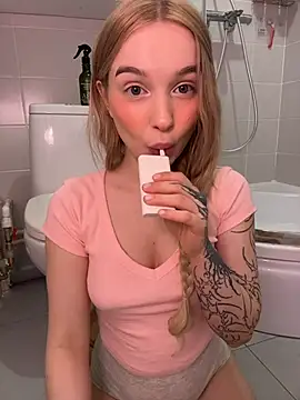 Baby_Tiny webcam