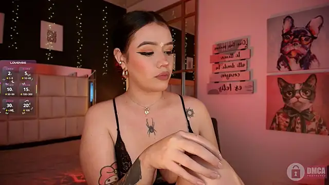 aria_bloomer webcam