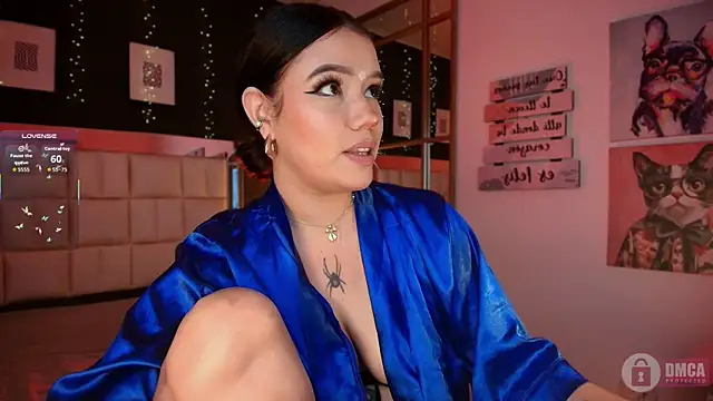 aria_bloomer webcam