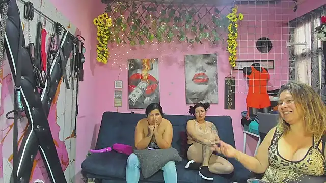lesbiancuple webcam