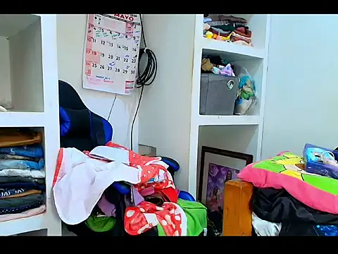 Karol_naughty webcam