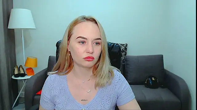 LiluMoon__ webcam