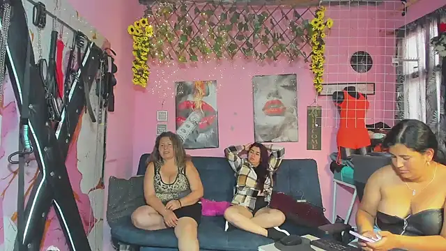 lesbiancuple webcam