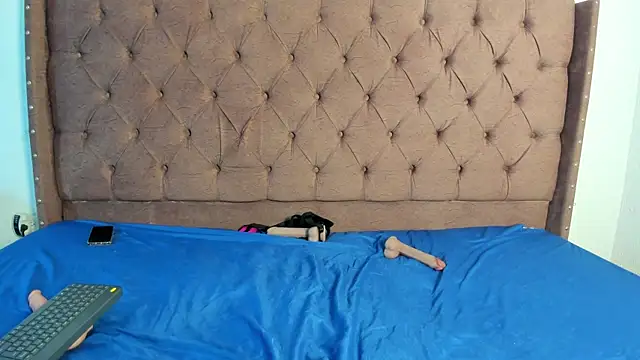 lau_hotfox webcam