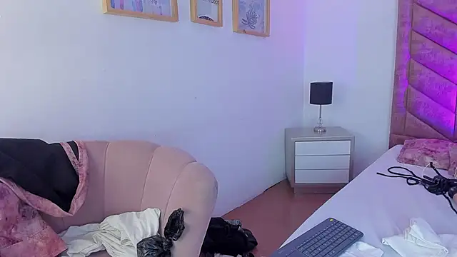 EmilyHanks_ webcam