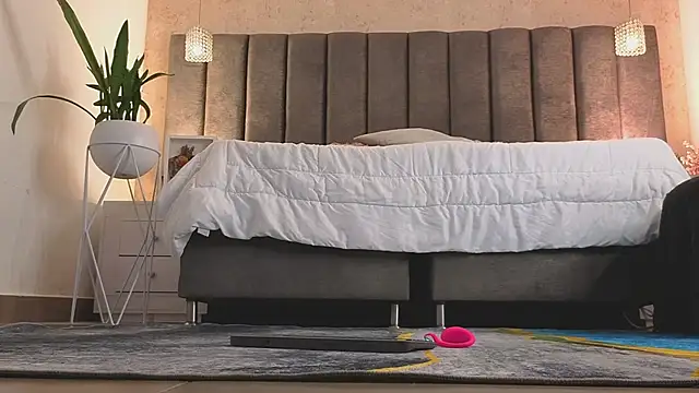 SophiMarin webcam