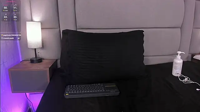 lexiee__ webcam