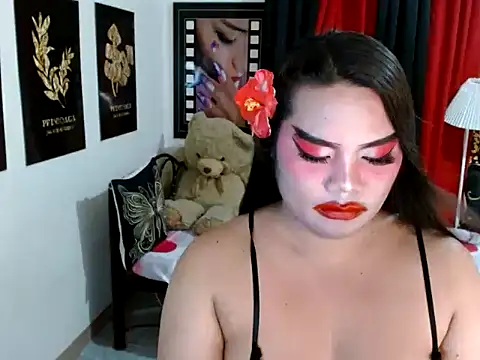 TSbrianaHugeCock webcam
