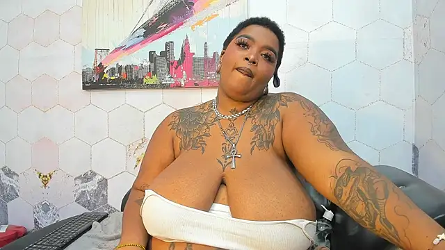 Anaa_Fuentess webcam