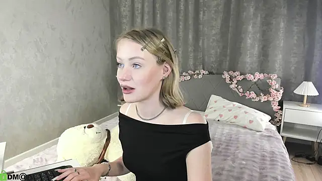 EvaHamilton webcam